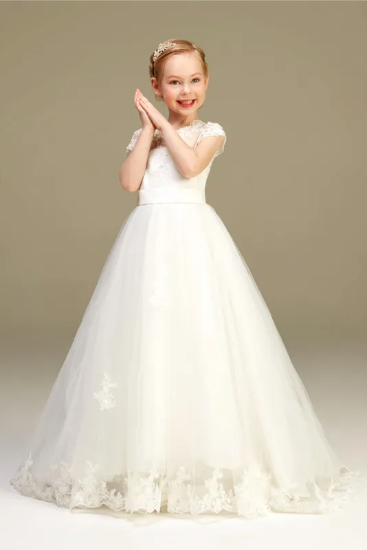 A Line Cap Sleeve Lace Appliques Flower Girl Dress