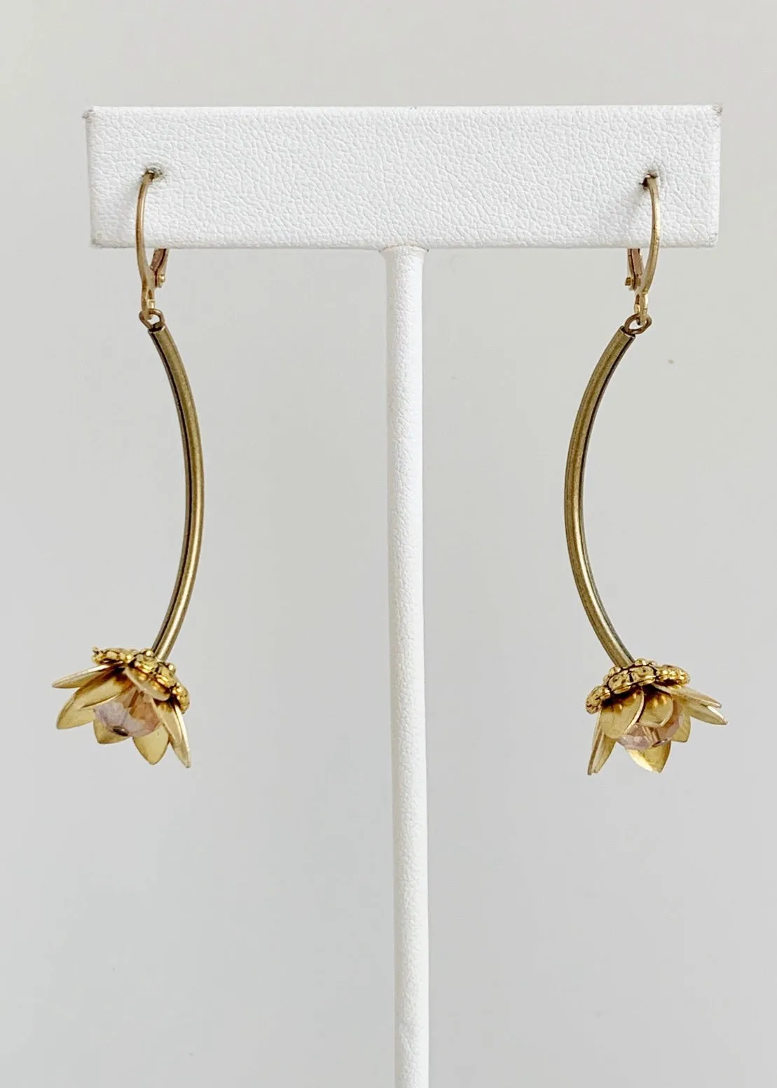 Curve Flower Earrings