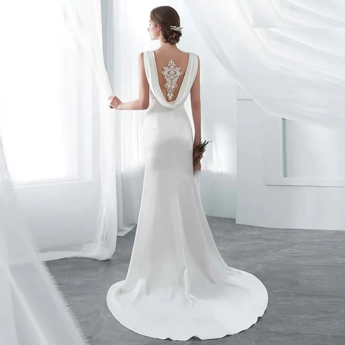 Elegant Satin Classic Wedding Dress