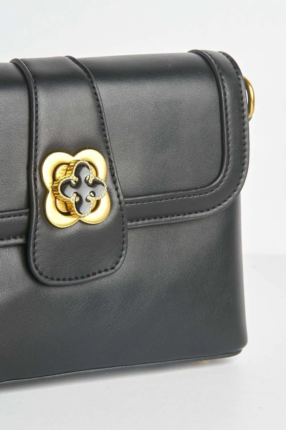 Floro Carlton Collecton Flower Brooch Clasp Bag in Black