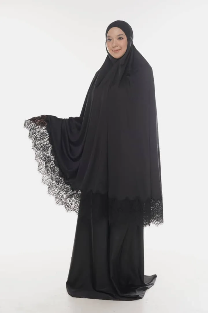 Noureen Safaa Satin Prayer Wear (DC)