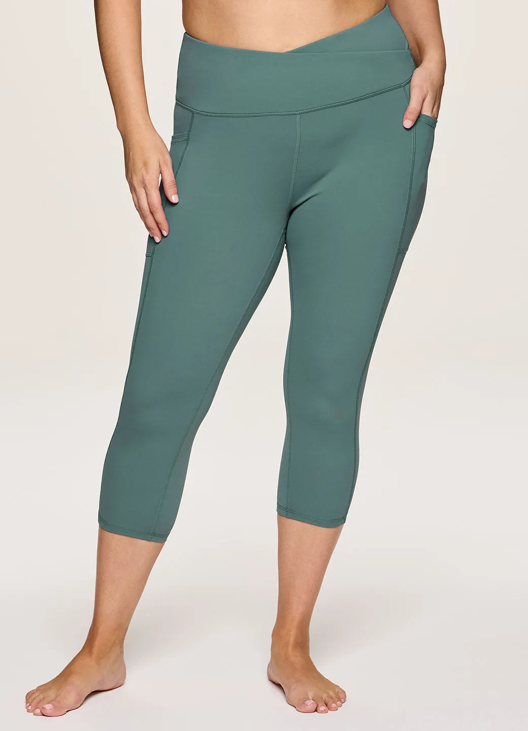 Plus Crossover Ultra Hold Capri